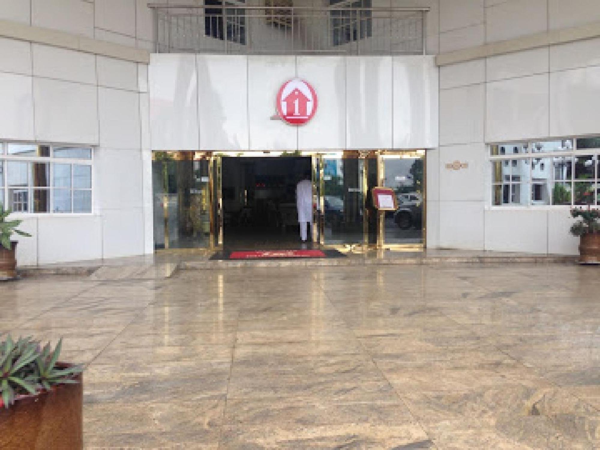 Room In Bb - Immaculate Royal International Hotel Owerri Exterior foto
